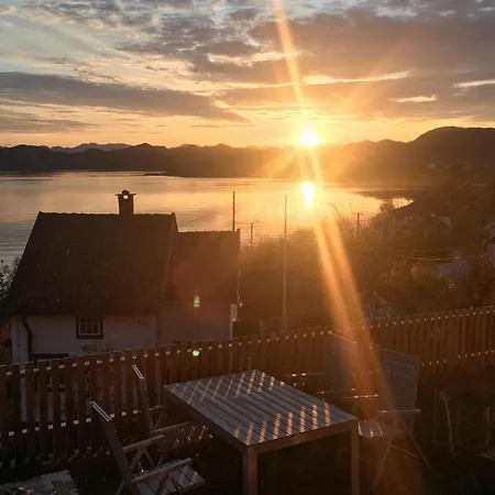 Holiday home Beautiful In With Wifi Hommersak
